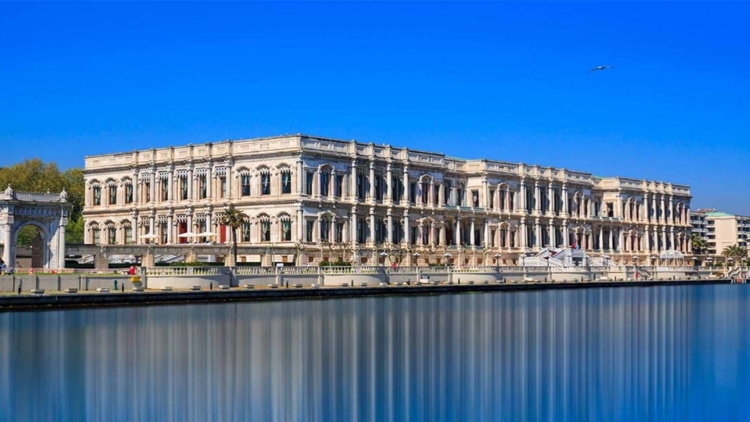 Ciragan Sarayinda Kritik Baris Gorusmeleri